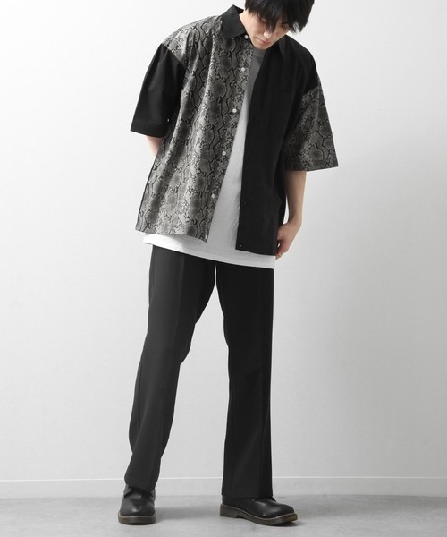 ZIP FIVE(ジップファイブ)の「【ZIP FIVE】高密度T/Cブロードビックシルエット半端袖シャツ(シャツ/ブラウス・メンズ・ベージュ/ブルー/ブラック系/ネイビー系/ブラック/オリーブ/ダークネイビー/ブラック系3/パープル/チャコールグレー×ブラック/ブラック系1/オフホワイト/チャコール/ブラック系2・LARGE/MEDIUM)」の16枚目の写真