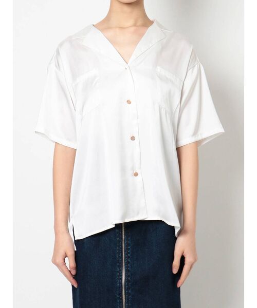 RESEXXY（リゼクシー）の「ハーフスリーブサテンシャツ（シャツ/ブラウス・レディース・ホワイト/ブラック/ベージュ・FREE）」の6枚目の写真