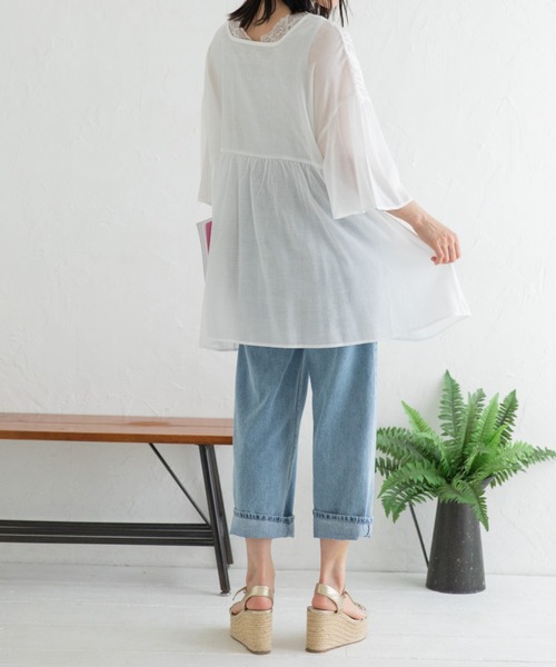 Mysa&Liina（ミーサリーナ）の「レースタックフレアチュニック（シャツ/ブラウス・レディース・ブラック/オフホワイト/サックスブルー・M）」の7枚目の写真