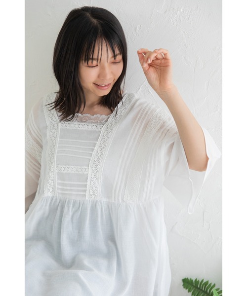 Mysa&Liina（ミーサリーナ）の「レースタックフレアチュニック（シャツ/ブラウス・レディース・ブラック/オフホワイト/サックスブルー・M）」の13枚目の写真