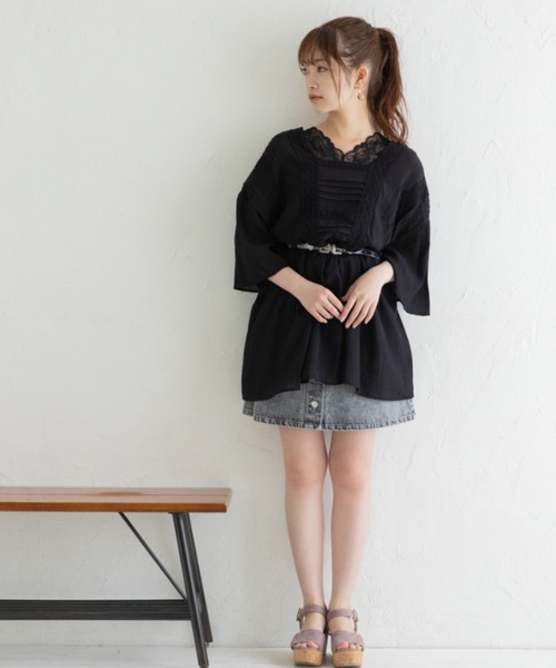 Mysa&Liina（ミーサリーナ）の「レースタックフレアチュニック（シャツ/ブラウス・レディース・ブラック/オフホワイト/サックスブルー・M）」の19枚目の写真