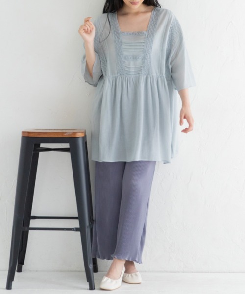 Mysa&Liina（ミーサリーナ）の「レースタックフレアチュニック（シャツ/ブラウス・レディース・ブラック/オフホワイト/サックスブルー・M）」の21枚目の写真