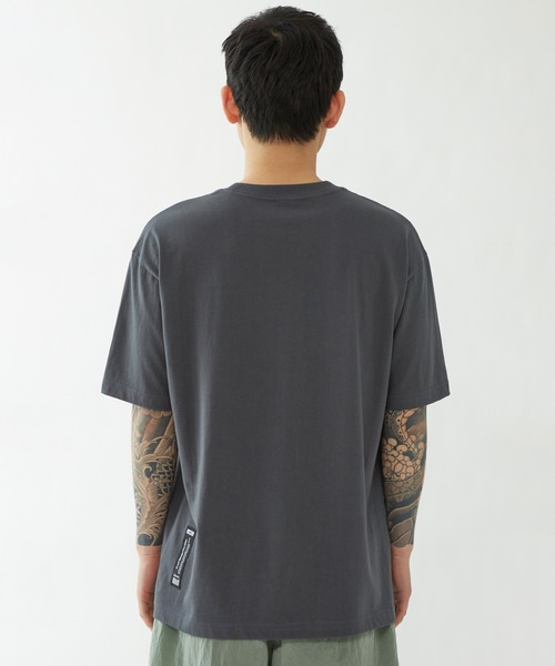LMCの「【LMC】ZT V2 TEE / エルエムシー ZT V2 グラフィック T