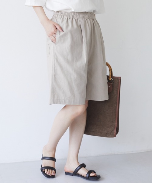 Sugar spoon(シュガースプーン)の「・SUGAR SPOONリネンハーフパンツ*(その他パンツ・レディース・チャコールグレー/ベージュ/サックスブルー/ネイビー・FREE)」の1枚目の写真