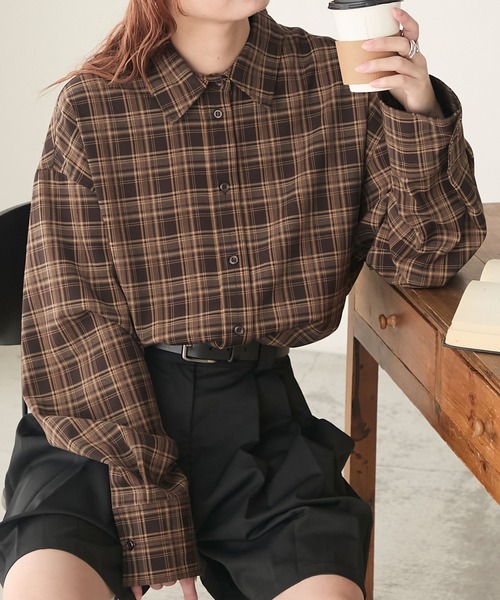 BONLECILL(ボンルシール)の「アソート柄メンズライクオーバーサイズシャツ(シャツ/ブラウス・レディース・ブルー/ライトグリーン/ブラウン/ダークブラウン/ベージュ/オフホワイト/ワイン/ホワイト系その他/カーキ/ブルー系その他/グリーン系その他/ブラック系その他/ピンク系その他/ブルー系その他2/イエロー系その他/レッド系その他/オレンジ系その他/ブラック系1/チャコールグレー/ブラック系2/ネイビー系/ブラック系3/ブラウン系/ネイビー系1/イエロー系その他2/ブルー系その他3・FREE)」の10枚目の写真