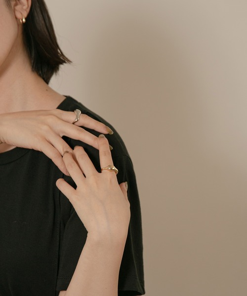 lawgy(ラウジー)の「wave ring(リング・レディース・シルバー/ゴールド・FREE)」の8枚目の写真