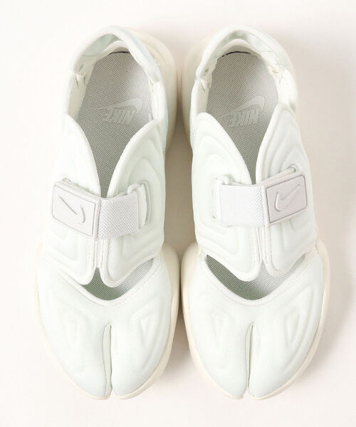 NIKE（ナイキ）の「NIKE / ウィメンズ アクア リフト①（スニーカー・レディース・ホワイト/ブラック・25/24.5/23.5/24/23）」の9枚目の写真