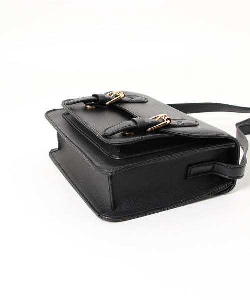 PairPair(ペアペア)の「バックルショルダーバッグ(ショルダーバッグ・レディース・ブラック/ベージュ・FREE)」の9枚目の写真