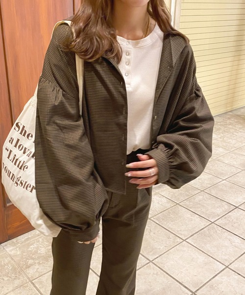 apres jour(アプレジュール)の「チェック袖ボリュームシャツ【ZOZOTOWN限定アイテム】(シャツ/ブラウス・レディース・ベージュ/ブラウン系その他・フリー/X-LARGE)」の2枚目の写真
