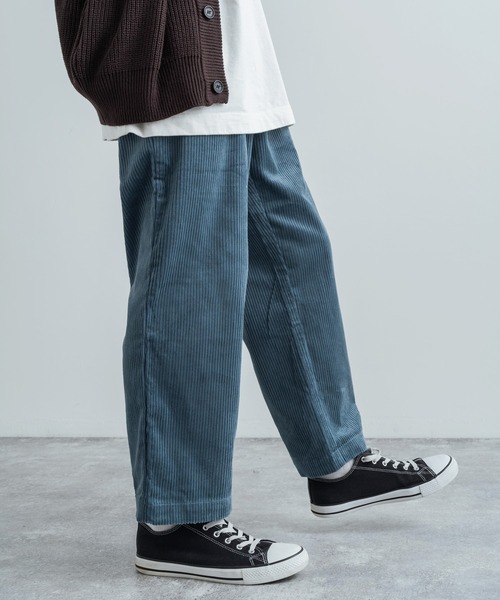 Rocky Monroe（ロッキーモンロー）の「太ピッチコーデュロイ ワイドテーパードワークパンツ（その他パンツ・メンズ・ブラック/ダークグリーン/ダークブラウン/サックスブルー/アイボリー・S/M/L）」の7枚目の写真