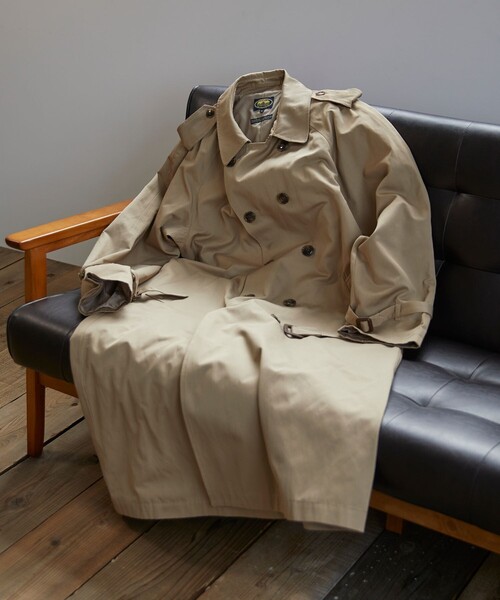 FREAK'S STORE（フリークスストア）の「WEB限定 BRITISH KHAKI×FREAK'S STORE/ブリティッシュカーキ 別注 ビッグシルエット トレンチコート（トレンチコート・メンズ・ベージュ/オリーブ/ブラック・MEDIUM/LARGE/SMALL）」の22枚目の写真