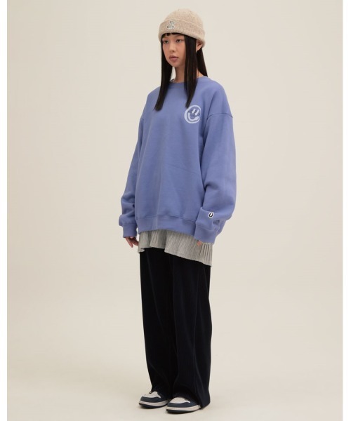 ISTKUNST(イストクンスト)の「【UNISEX】ISTKUNST/LOGO&SMILEY裏起毛プルオーバー 2257968(スウェット・レディース・ネイビー/ピンク/アイボリー/ブラック/ホワイト・MEDIUM/LARGE/SMALL)」の6枚目の写真