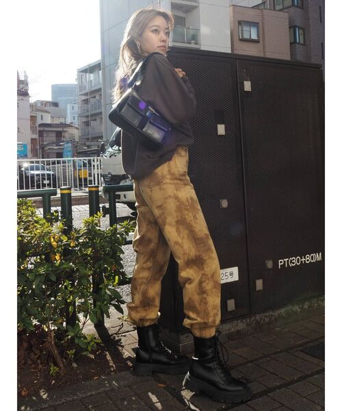 EVRIS（エヴリス）の「ブリーチストレートパンツ（デニムパンツ・レディース・ベージュ/ブラック・SMALL/MEDIUM）」の20枚目の写真