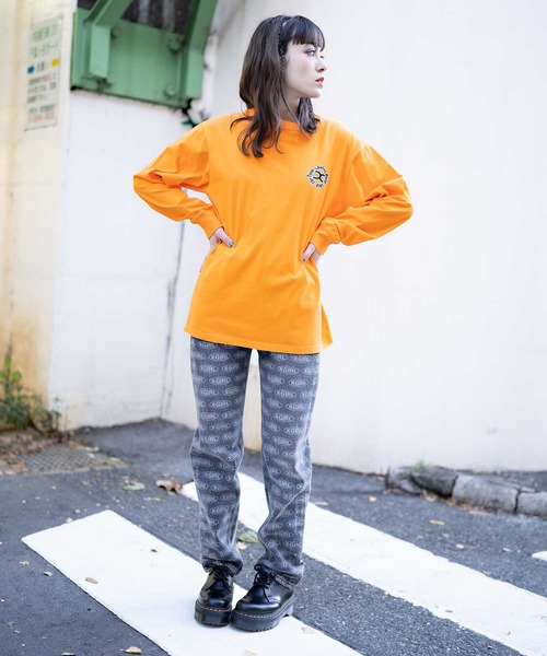 X-girl（エックスガール）の「CIRCLE X LOGO L/S TEE（Tシャツ/カットソー・レディース・ブラック/ホワイト/オレンジ・S/M/L/XL）」の17枚目の写真