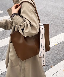 Dita（ディータ）の「ストラップソフトトートバッグ（ポーチ付き）A4（トートバッグ）」