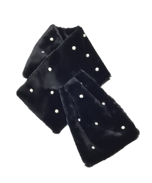 a-jolie（アジョリー）の「a-jolie パール付きエコファーティペット（マフラー・レディース・ライトグレー/ブラック/ライトベージュ・FREE）」の2枚目の写真