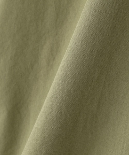 MHL.（エムエイチエル）の「GARMENT DYE BASIC POPLIN（シャツ/ブラウス・メンズ・ホワイト/カーキ・SMALL/MEDIUM/LARGE/X-LARGE）」の5枚目の写真