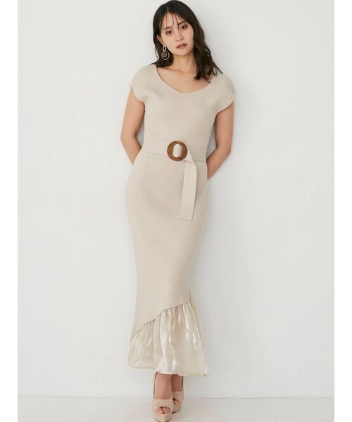 RESEXXY（リゼクシー）の「裾シアーマーメイドワンピース（ワンピース・レディース・ブラック/ブルー/アイボリー・FREE）」の18枚目の写真