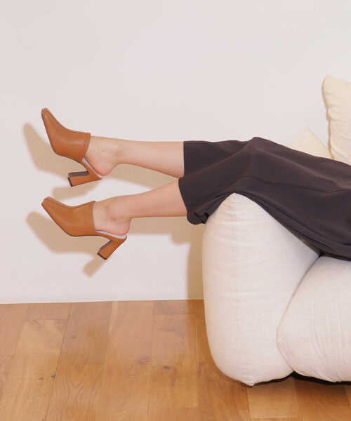 JILL by JILL STUART（ジルバイジルスチュアート）の「ブーティーサンダル（サンダル・レディース・ブラック/オレンジ/ベージュ・LARGE/SMALL/MEDIUM）」の11枚目の写真