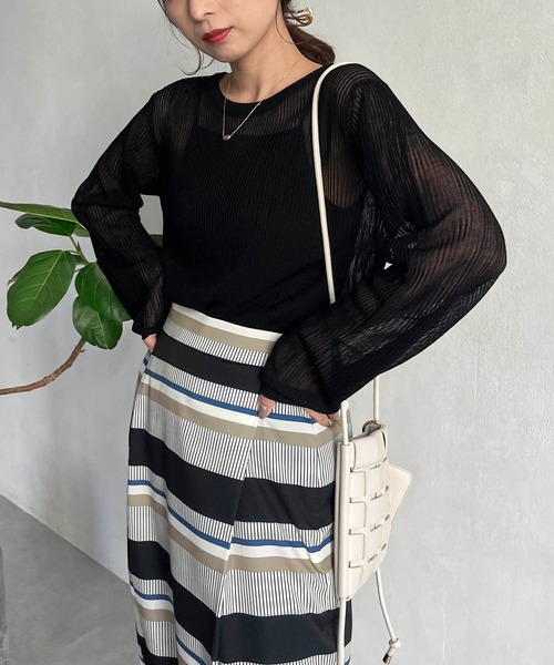 CAPRICIEUX LE'MAGE（カプリシューレマージュ）の「シアーリブプルオーバー（ニット/セーター・レディース・イエロー/グレイッシュベージュ/ライトベージュ/ブラック・FREE）」の15枚目の写真