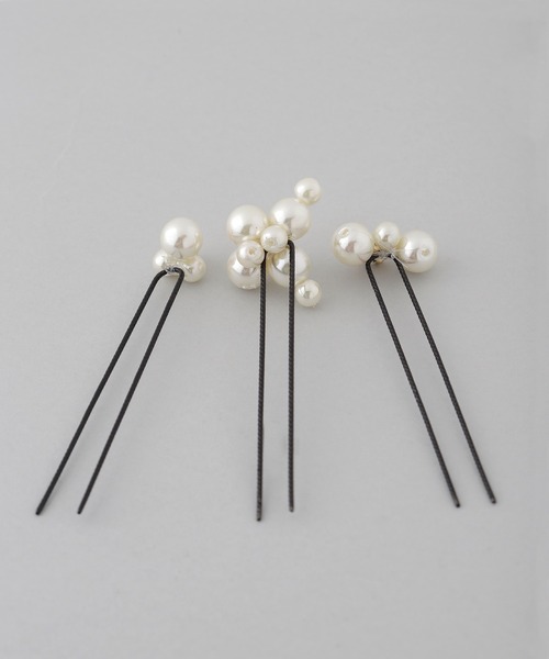 ANEMONE（アネモネ）の「パール×ビジューUピン[3本セット]（その他ヘアアクセサリー・レディース・ホワイト・FREE）」の4枚目の写真