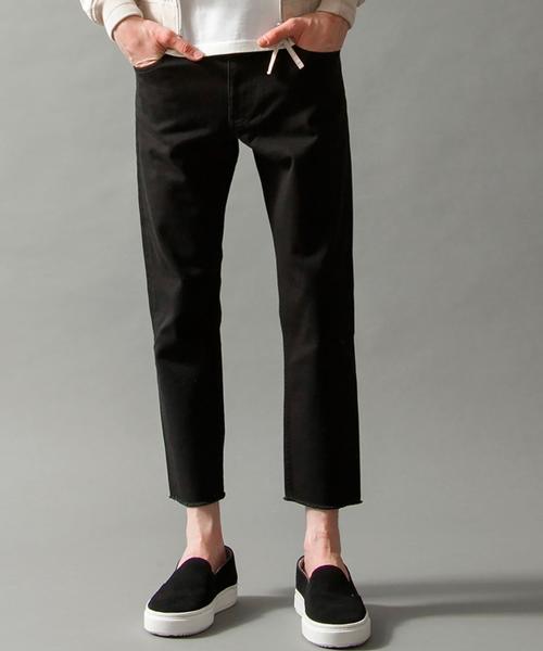 BEAUTY&YOUTH UNITED ARROWS（ビューティーアンドユースユナイテッドアローズ）の「BY ∴ カット/オフ 5ポケット アンクルパンツ◆（その他パンツ・メンズ・オフホワイト/ブラック/ライトブルー・MEDIUM/LARGE/SMALL/X-LARGE）」の5枚目の写真