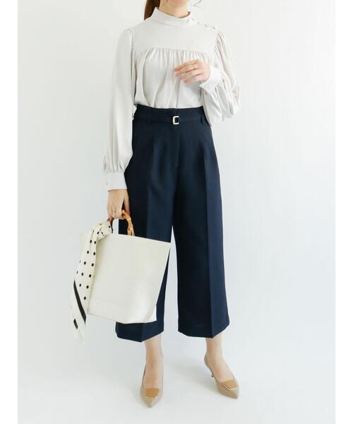 Te chichi（テチチ）の「ベルト付麻調ワイドクロップドパンツ（その他パンツ・レディース・イエロー/ネイビー/ベージュ・SMALL/MEDIUM）」の18枚目の写真