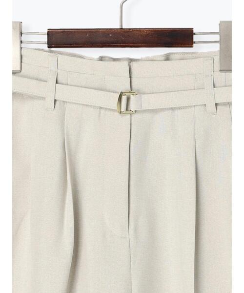 Te chichi（テチチ）の「ベルト付麻調ワイドクロップドパンツ（その他パンツ・レディース・イエロー/ネイビー/ベージュ・SMALL/MEDIUM）」の10枚目の写真