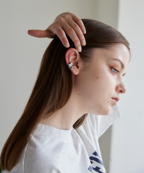 flaner（フラネ）の「Silver ear cuff set/シルバーイヤーカフセット（イヤーカフ・レディース・シルバー・FREE）」の2枚目の写真