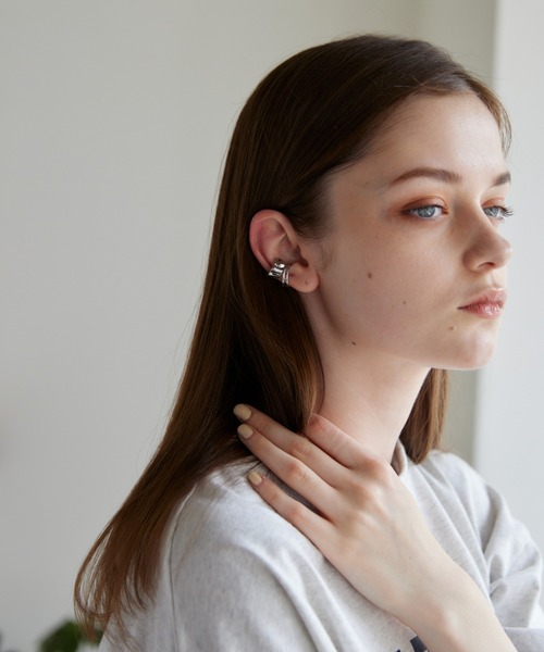 flaner（フラネ）の「Silver ear cuff set/シルバーイヤーカフセット（イヤーカフ・レディース・シルバー・FREE）」の3枚目の写真
