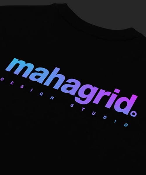 MAHAGRID(マハグリッド)の「【mahagrid】RAINBOW REFLECTIVE LOGO TEE / マハグリッド レインボー リフレクティブ ロゴ Tシャツ(Tシャツ/カットソー・メンズ・ホワイト/チャコールグレー/ブラック・SMALL/MEDIUM/LARGE/X-LARGE)」の10枚目の写真