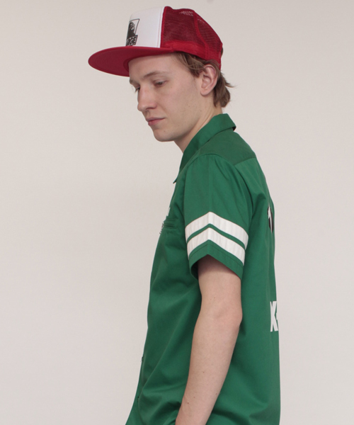 XLARGE（エクストララージ）の「OG MESH TRUCKER CAP（キャップ・メンズ・ホワイト/ブラック/ネイビー/レッド・ONE SIZE）」の8枚目の写真