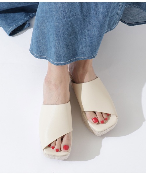 Settimissimo（セッティミッシモ）の「スクエアージュートサンダル（サンダル・レディース・ブラック/オフホワイト・S/M/L）」の19枚目の写真