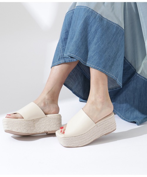 Settimissimo（セッティミッシモ）の「スクエアージュートサンダル（サンダル・レディース・ブラック/オフホワイト・S/M/L）」の20枚目の写真