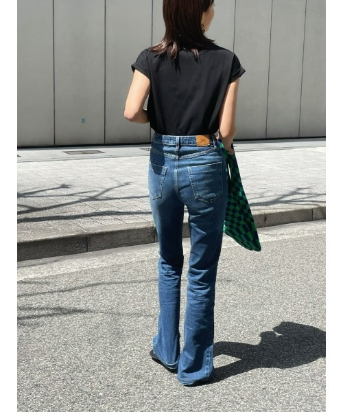 ulu（ウル）の「roundneck roll up Tshirt（Tシャツ/カットソー・レディース・ブラック・FREE）」の7枚目の写真