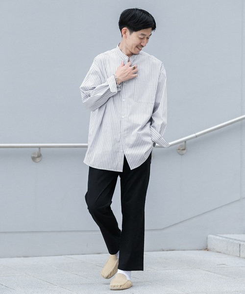 ITEMS URBANRESEARCH（アイテムズ アーバンリサーチ）の「バンドカラー ストライプシャツ（シャツ/ブラウス・メンズ・ブラック/ブルー/ネイビー・MEDIUM/LARGE）」の20枚目の写真