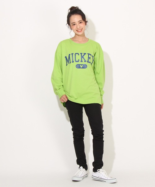 Disney(ディズニー)の「親子お揃い ディズニー カレッジロゴロンT 7277A(Tシャツ/カットソー・レディース・ブラック系1/チェリーピンク/イエロー×グリーン/ブラック系2・S/XL/L/M)」の11枚目の写真