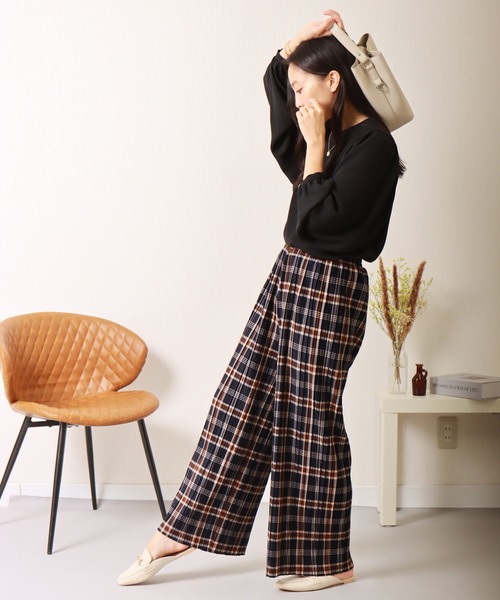 libelle more(リベル モア)の「チェック柄 裏起毛プリーツパンツ(スラックス・レディース・ネイビー・M)」の17枚目の写真