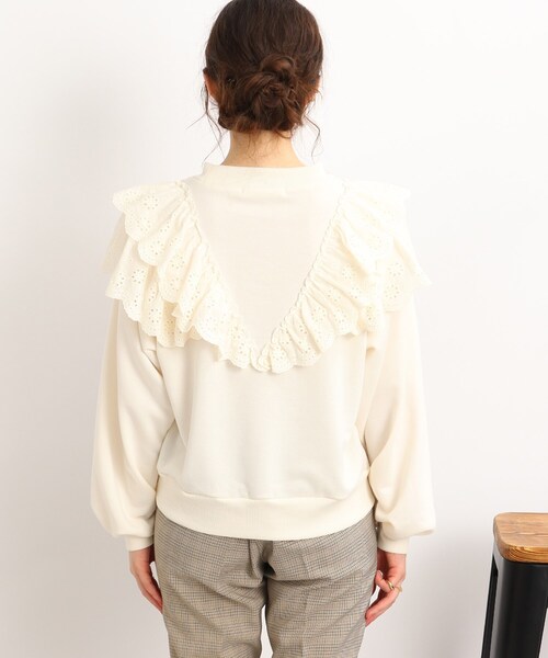 Cutie Blonde（キューティーブロンド）の「◆【360度 映える】レースフリル スウェット（スウェット・レディース・ブラック/ホワイト系/ピンク系・02/03）」の6枚目の写真