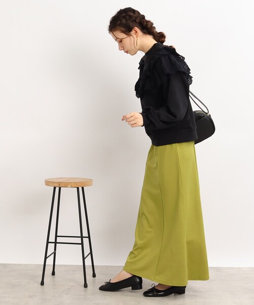 Cutie Blonde（キューティーブロンド）の「◆【360度 映える】レースフリル スウェット（スウェット・レディース・ブラック/ホワイト系/ピンク系・02/03）」の14枚目の写真