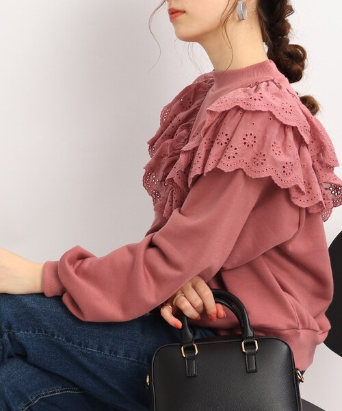 Cutie Blonde（キューティーブロンド）の「◆【360度 映える】レースフリル スウェット（スウェット・レディース・ブラック/ホワイト系/ピンク系・02/03）」の17枚目の写真