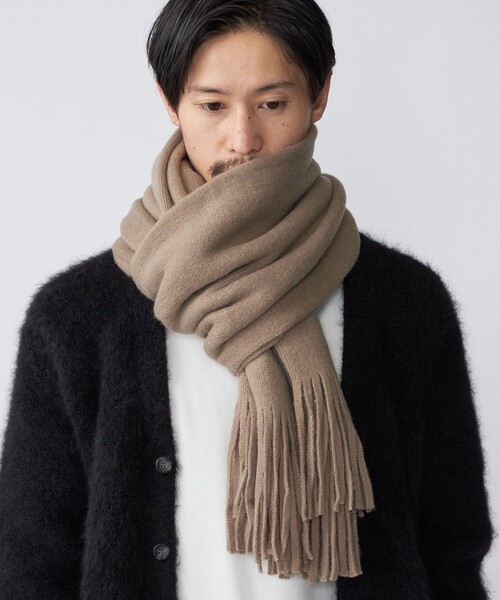 SHIPS(シップス)の「*SHIPS:〈ウォッシャブル〉Clacarbo(R) ビッグ ラッセル マフラー(マフラー・メンズ・ブラック/ベージュ・ONE SIZE)」の9枚目の写真