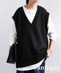 antiqua | 目を惹く！深めＶネックキルティングベスト(ベスト)