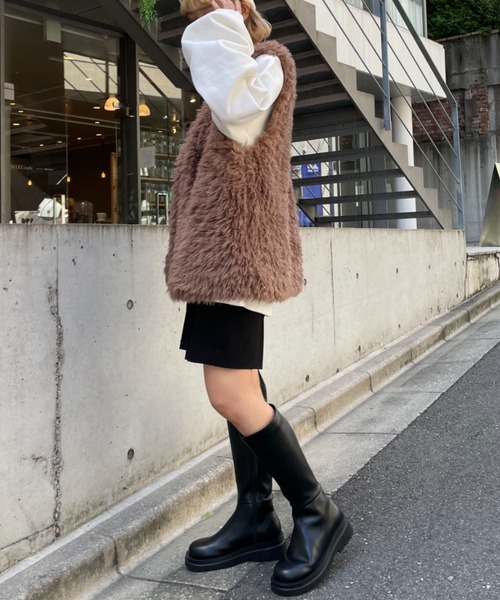 CIAOPANIC（チャオパニック）の「ボリュームファーベスト（ベスト・レディース・オフホワイト/モカ・FREE）」の22枚目の写真