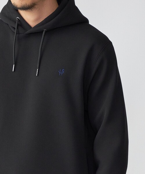 SHIPS（シップス）の「*SHIPS: ワンポイント ロゴ 梨地 ボンディング フリース プルオーバー パーカー（パーカー・メンズ・ブラック/グレー/ベージュ・SMALL/MEDIUM/LARGE/X-LARGE）」の2枚目の写真