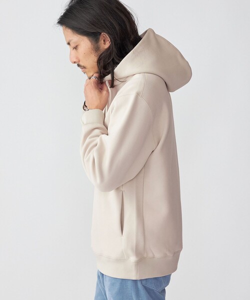 SHIPS（シップス）の「*SHIPS: ワンポイント ロゴ 梨地 ボンディング フリース プルオーバー パーカー（パーカー・メンズ・ブラック/グレー/ベージュ・SMALL/MEDIUM/LARGE/X-LARGE）」の11枚目の写真