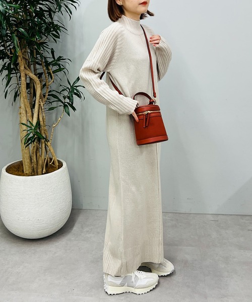 un dix cors（アンディコール）の「コーデが華やぐ　バニティバッグ（ハンドバッグ・レディース・ブラック/レッド/ベージュ・FREE）」の22枚目の写真