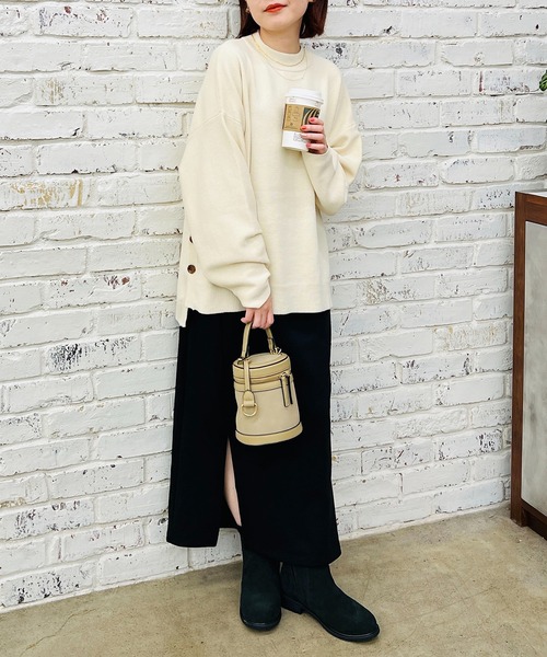 un dix cors（アンディコール）の「コーデが華やぐ　バニティバッグ（ハンドバッグ・レディース・ブラック/レッド/ベージュ・FREE）」の5枚目の写真