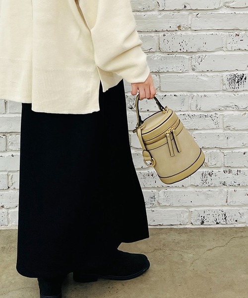 un dix cors（アンディコール）の「コーデが華やぐ　バニティバッグ（ハンドバッグ・レディース・ブラック/レッド/ベージュ・FREE）」の12枚目の写真