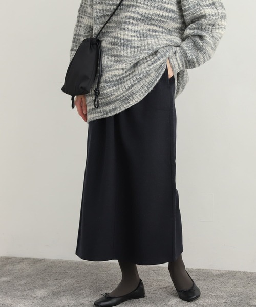 URBAN RESEARCH DOORS（アーバンリサーチドアーズ）の「『セットアップ対応』 メルトンライクストレートスカート（スカート・レディース・ベージュ/ネイビー・MEDIUM）」の22枚目の写真